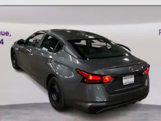 Nissan Altima 2020