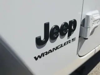 Jeep Wrangler 2024 4x4 Sport 4dr SUV
