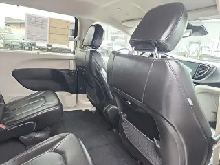 Chrysler Pacifica 2023 Touring L 4dr Mini-Van