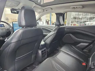 Ford Mustang Mach-E 2023 AWD Premium 4dr SUV