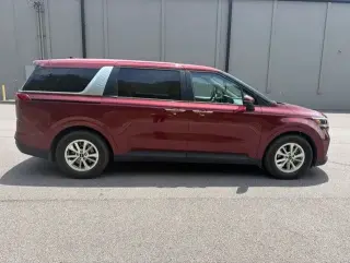 Kia Carnival 2023 LX 4dr Mini-Van