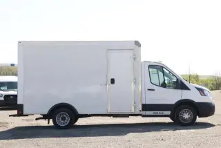 Ford Transit 2022 350 HD 2dr 138 in. WB DRW Cutaway Chassis w/9950 Lb. GVWR