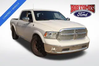 Ram 1500 2017 4x2 Laramie 4dr Crew Cab 5.5 ft. SB Pickup