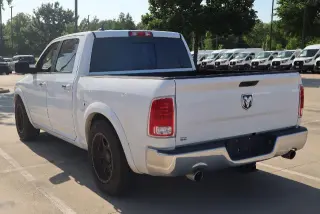 Ram 1500 2017 4x2 Laramie 4dr Crew Cab 5.5 ft. SB Pickup