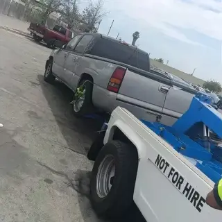 ¡VENDA SU CARRO JUNK HOY!