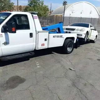¡VENDA SU CARRO JUNK HOY!