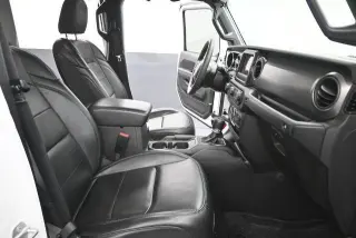 Jeep Gladiator 2023 4x4 Sport 4dr Crew Cab 5.0 ft. SB