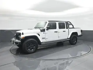 Jeep Gladiator 2023 4x4 Sport 4dr Crew Cab 5.0 ft. SB