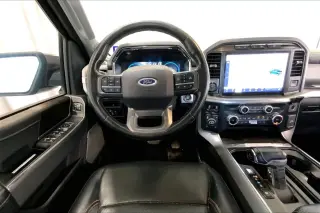 Ford F-150 2023 4x4 Platinum 4dr SuperCrew 6.5 ft. SB