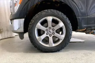 Ford F-150 2023 4x4 Platinum 4dr SuperCrew 6.5 ft. SB