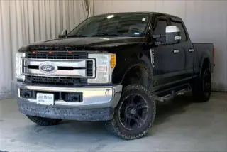 Ford F-250 Super Duty 2017 4x4 King Ranch 4dr Crew Cab 6.8 ft. SB Pickup