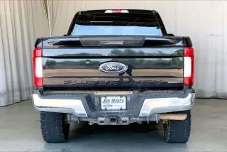 Ford F-250 Super Duty 2017 4x4 King Ranch 4dr Crew Cab 6.8 ft. SB Pickup