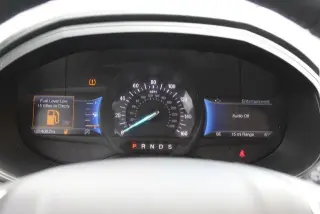 Ford Edge 2022 AWD Titanium 4dr Crossover
