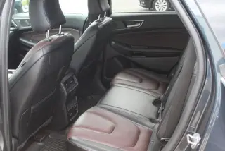 Ford Edge 2022 AWD Titanium 4dr Crossover