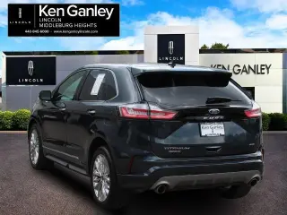 Ford Edge 2022 AWD Titanium 4dr Crossover