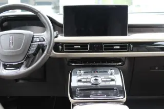 Lincoln Nautilus 2022 Reserve 4dr SUV