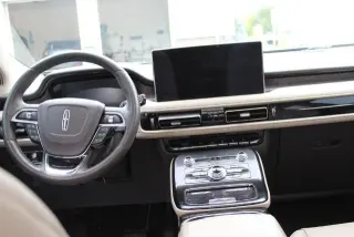 Lincoln Nautilus 2023 AWD Reserve 4dr SUV