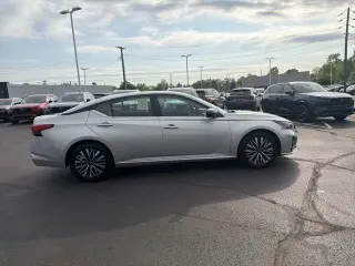 Nissan Altima 2025 2.5 SV 4dr Sedan