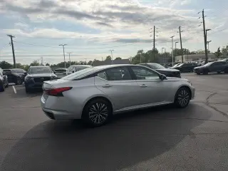 Nissan Altima 2025 2.5 SV 4dr Sedan