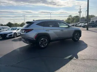 Hyundai TUCSON 2025 SEL 4dr SUV