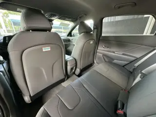 Hyundai ELANTRA 2025 SE 4dr Sedan