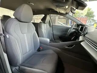 Hyundai ELANTRA 2025 SE 4dr Sedan