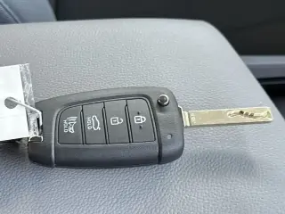 Hyundai ELANTRA 2025 SE 4dr Sedan