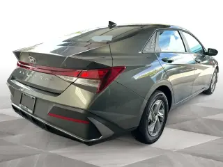 Hyundai ELANTRA 2025 SE 4dr Sedan