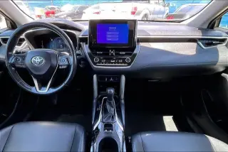 Toyota Corolla Cross 2024 XLE 4dr Crossover