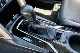Toyota Corolla Cross 2024 XLE 4dr Crossover