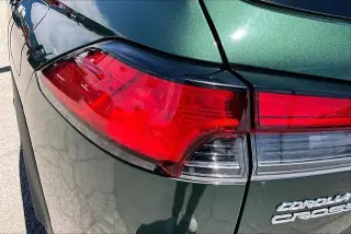Toyota Corolla Cross 2024 XLE 4dr Crossover