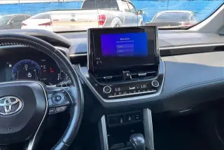 Toyota Corolla Cross 2024 XLE 4dr Crossover