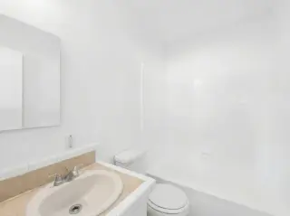 2.5x the rent minimum