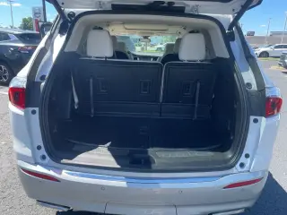 Buick Enclave 2023 4x4 Essence 4dr Crossover
