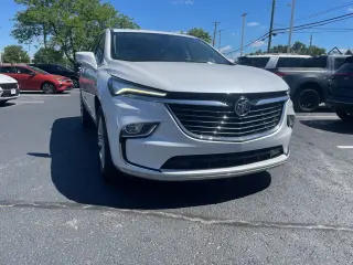 Buick Enclave 2023 4x4 Essence 4dr Crossover
