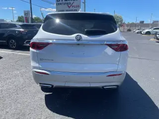 Buick Enclave 2023 4x4 Essence 4dr Crossover