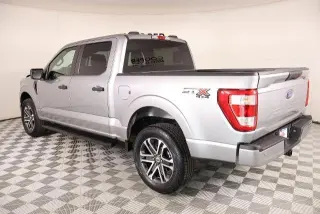 Ford F-150 2023 4x4 XL 4dr SuperCrew 5.5 ft. SB