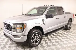 Ford F-150 2023 4x4 XL 4dr SuperCrew 5.5 ft. SB