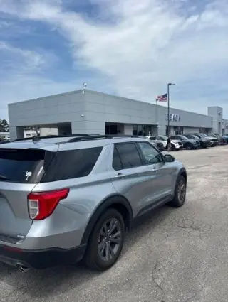 Ford Explorer 2024 XLT 4dr SUV