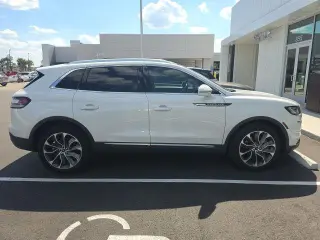 Lincoln Nautilus 2022 Reserve 4dr SUV