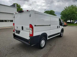 Ram ProMaster 2025 Tradesman 2500 136 WB 3dr Low Roof Cargo Van w/o Passenger Seat