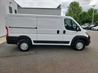 Ram ProMaster 2025 Tradesman 2500 136 WB 3dr Low Roof Cargo Van w/o Passenger Seat