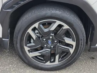 Subaru Forester 2025 AWD Limited 4dr Crossover