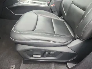 Ford Explorer 2023 AWD XLT 4dr SUV