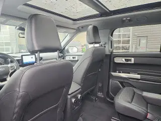 Ford Explorer 2023 AWD XLT 4dr SUV