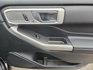 Ford Explorer 2023 AWD XLT 4dr SUV