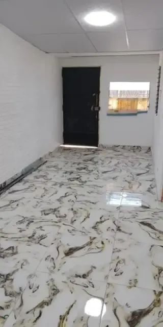 LOS ANGELES, SOYAPANGO