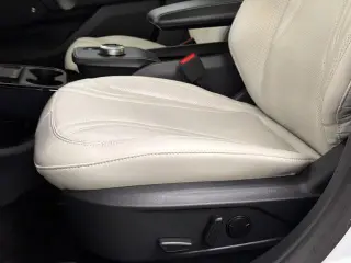 Ford Mustang Mach-E 2023 AWD Premium 4dr SUV