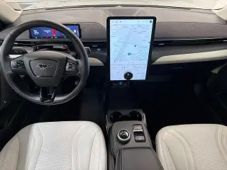 Ford Mustang Mach-E 2023 AWD Premium 4dr SUV
