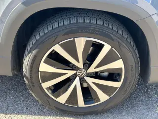 Volkswagen Taos 2022 SE 4dr SUV